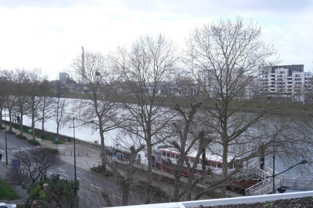 Apartment Magnifique Sur La Seine